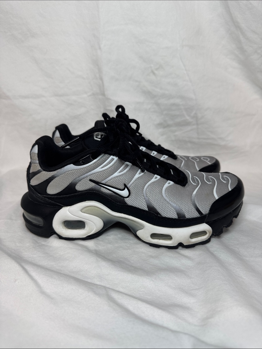 Nike kids Sneakers — Black & Gray